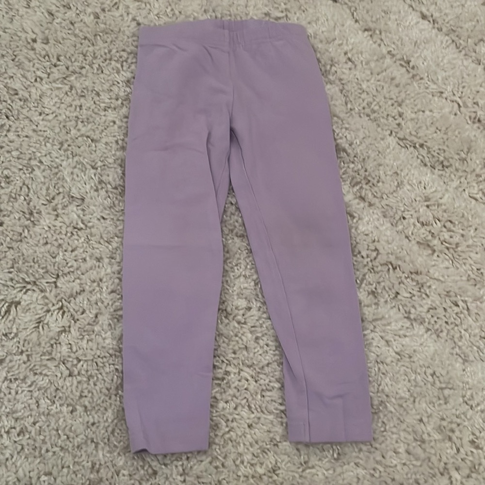 H&M Ruffled Sweatshirt & Carter’s Leggings - Picture 6 of 7